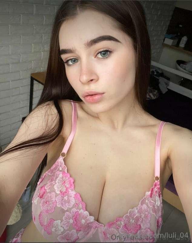 @cutie_dixieLooking for some cute fairy?She is here, just fo..