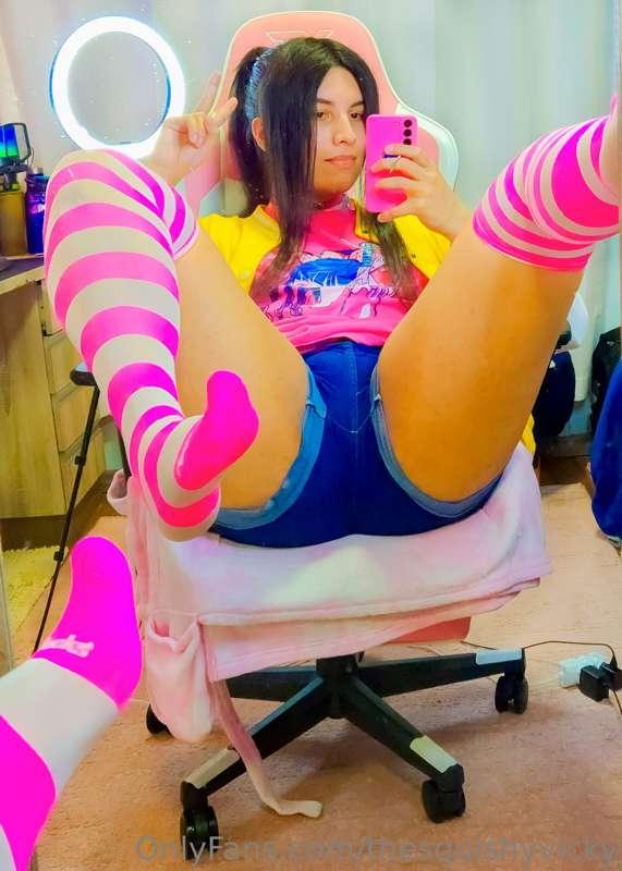 thesquishyvicky image #2