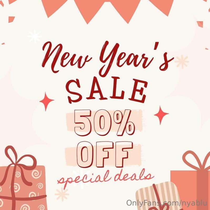 🔞𝑮𝑹𝑶𝑼𝑷 𝑺𝑬𝑿 𝑭𝑶𝑹 𝑻𝑯𝑬 𝑭𝑰𝑹𝑺𝑻 𝑻𝑰𝑴𝑬🔞
2 guys led us to the couch an..