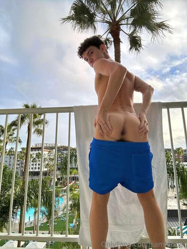 👅