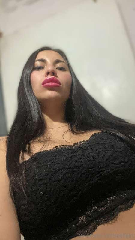 big lips mmm🤫