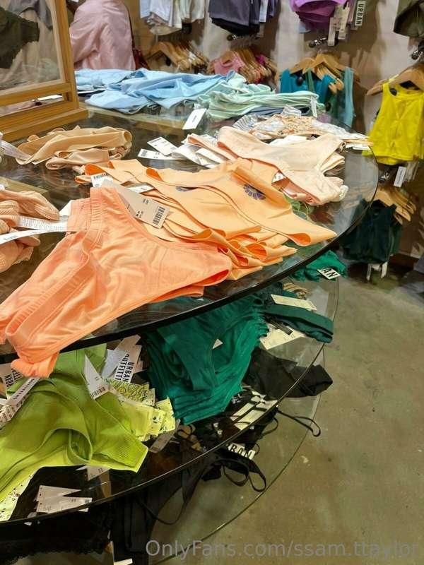 soooo what color do you wanna see me in??
