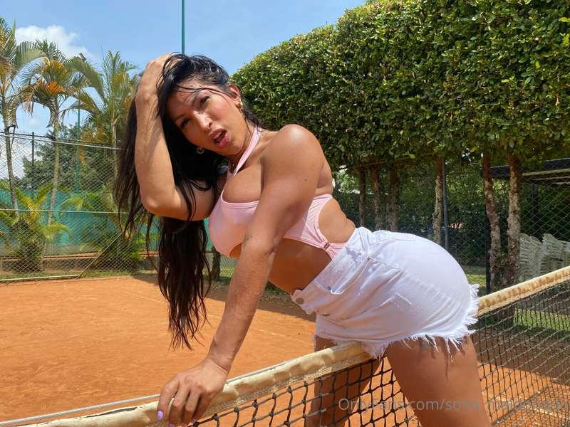 get sweaty playing 
in the tennis court  .... friday mood