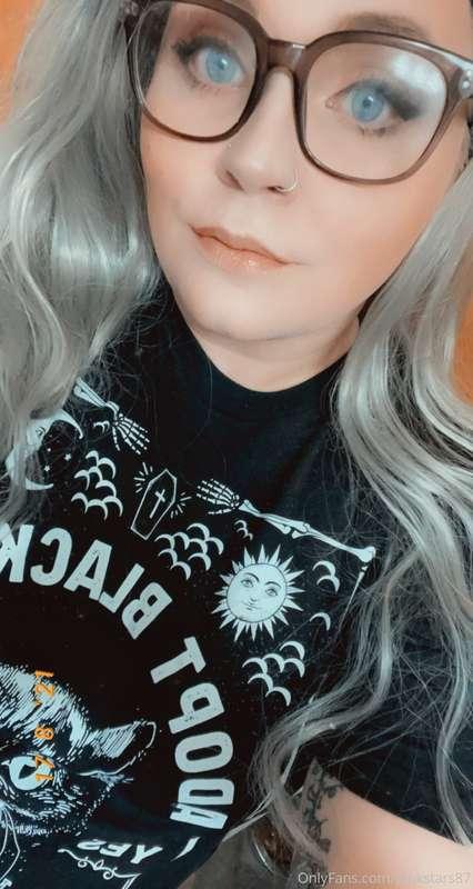 😎