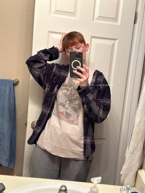 eepy boy hours