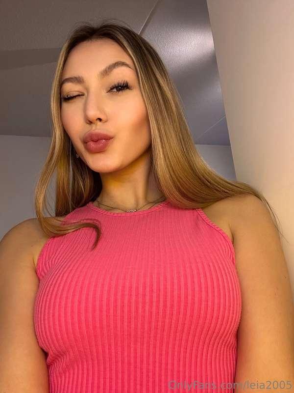 Pink is a good colour for me, what do you think?  💖