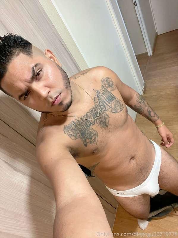 😼