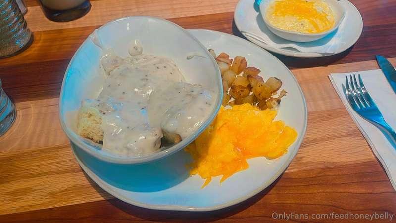 Breakfast was super tasty 🥰 biscuits with sausage gravy, scr..