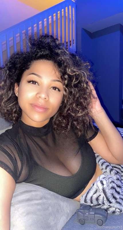 Flash hates me but happy Tuesday!!!