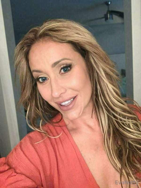 Good day to all the sexy people! 🥰❤