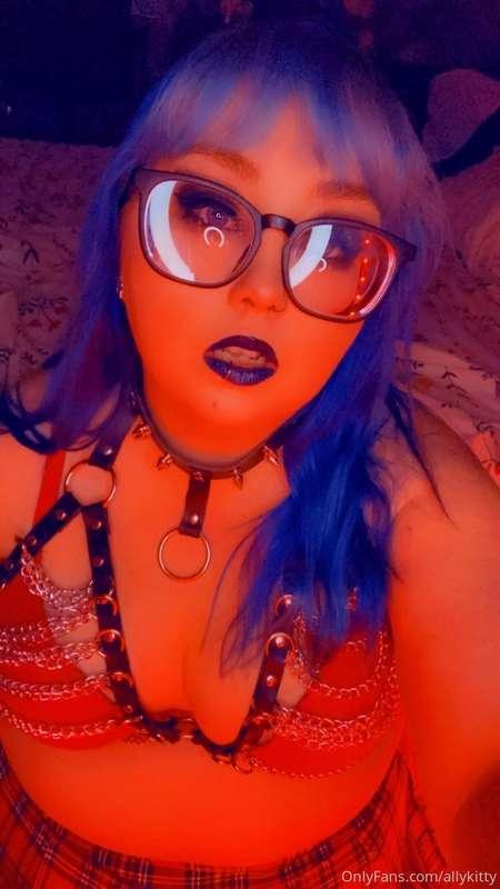 allykitty image #3