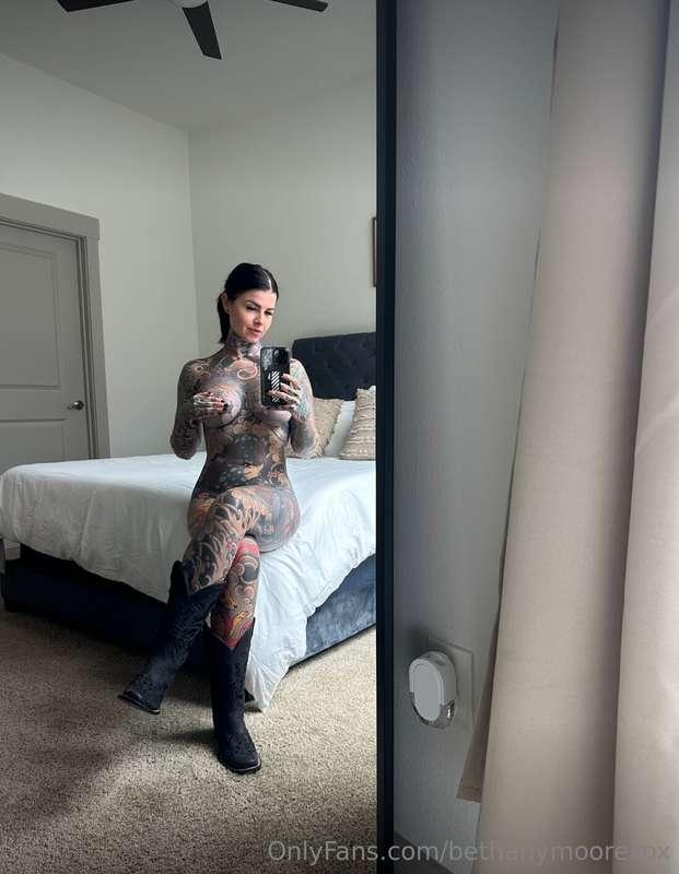 Message my to remove my hands 🤭