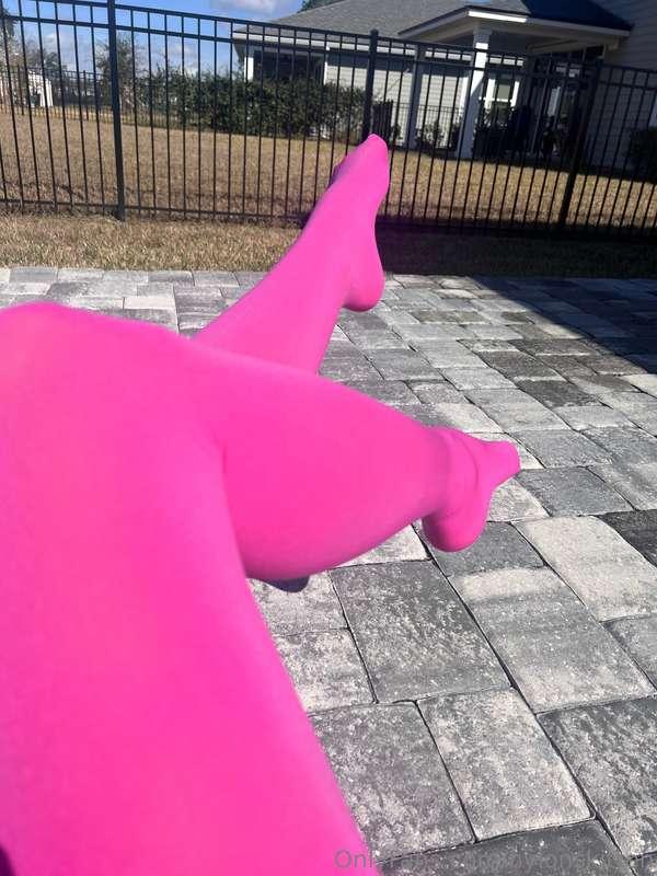 nylonskitten image #6