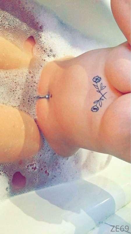 Bath time 🍆💦