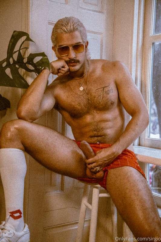 Who wants a poster? 🍆😈
