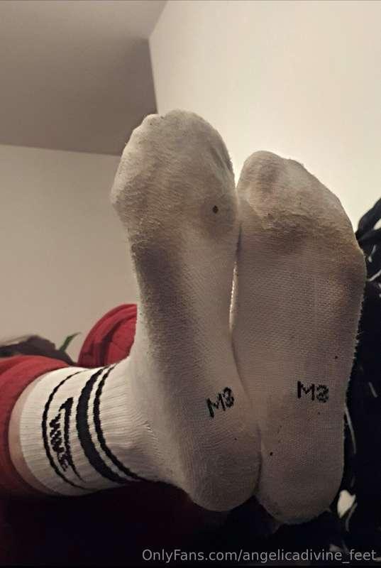 Been working on some new Nike crew socks! I love this materi..