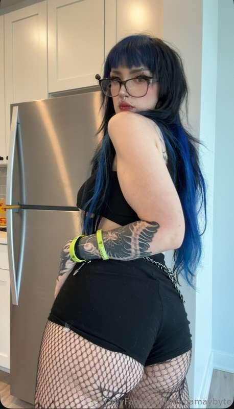 emmamaybyte image #1