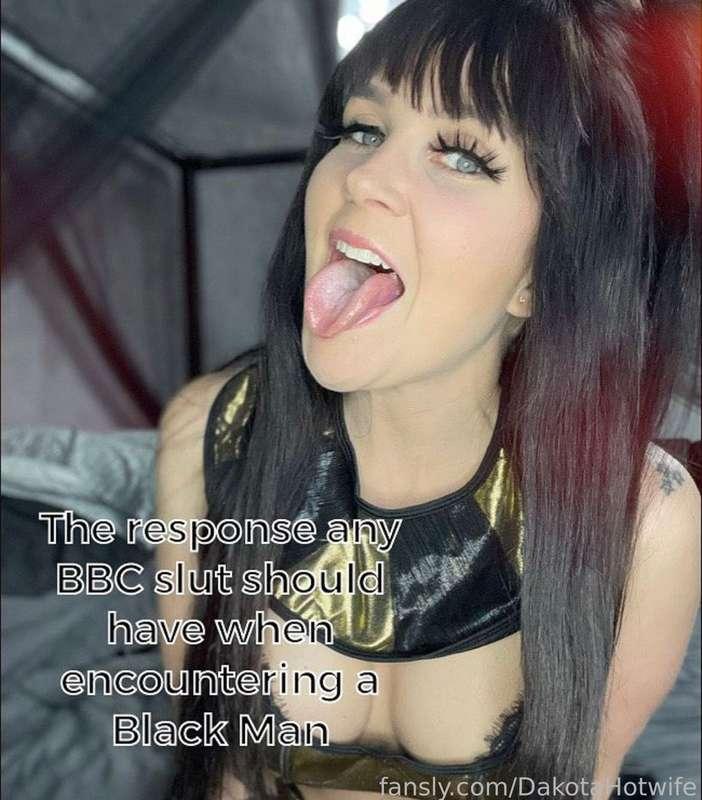 dakotahotwife image #4