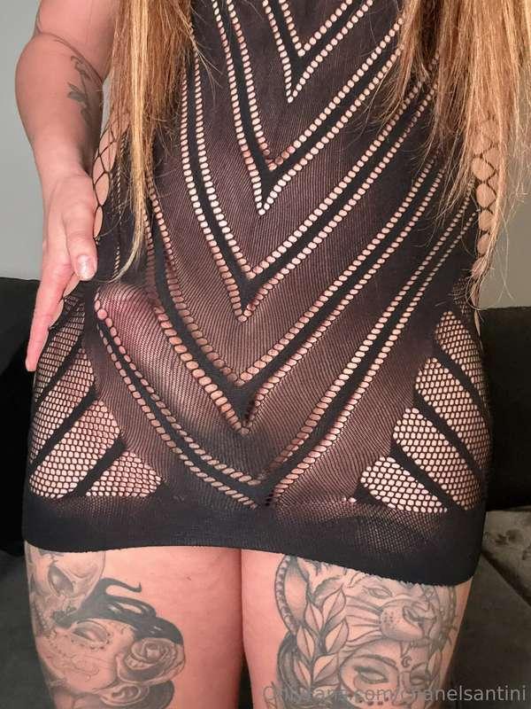 I am hiding something big and hardCAN YOU SEE IT? 🤫