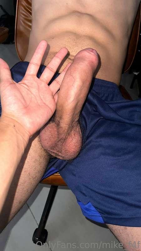 Hands And cock 👋🥚