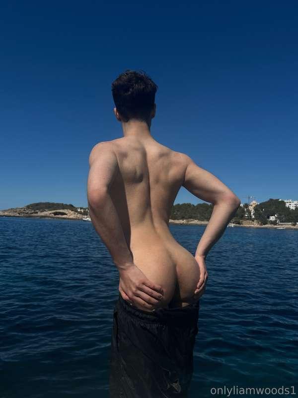 two pretty views in one 😏