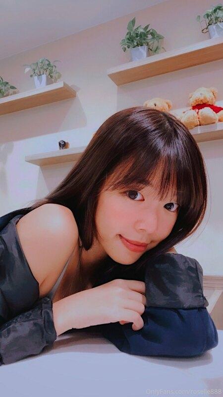 “我負責貌美如花”💕 “那你負責插花”❤️ 愛你😘晚安  Are a you my food ? Cause I can..