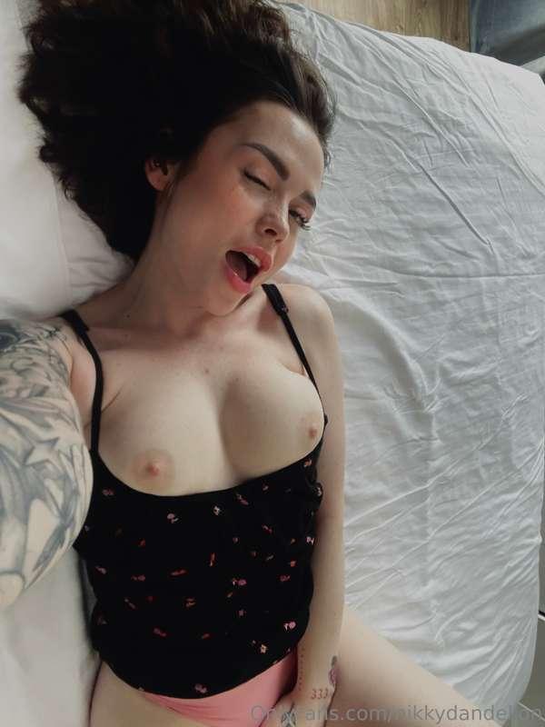 what song would you like to listen to while fucking me to th..