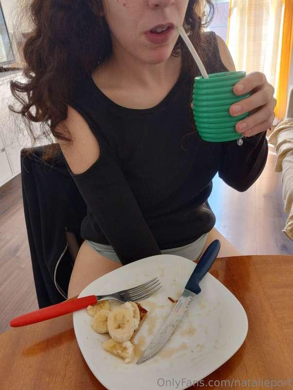 Having uruguayan breakfast