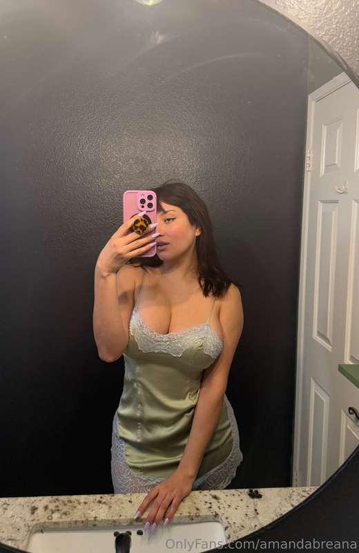 Can you believe I used to wear this dress in public 🤭 