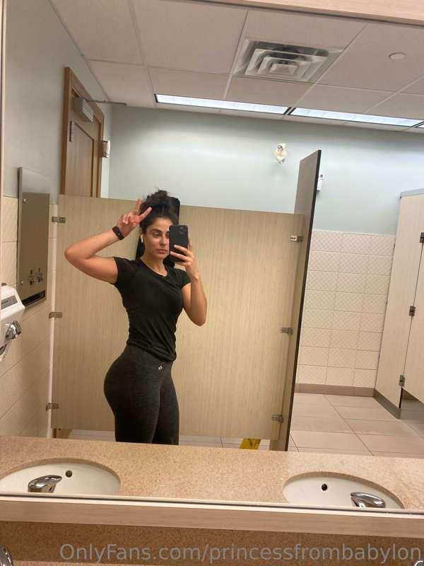 ✌🏽