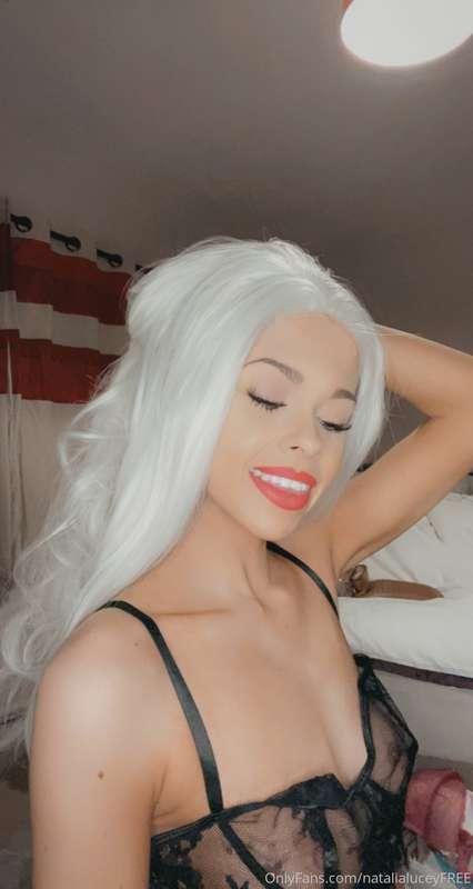 It’s so much more fun over on my paid ;) https://onlyfans.co..