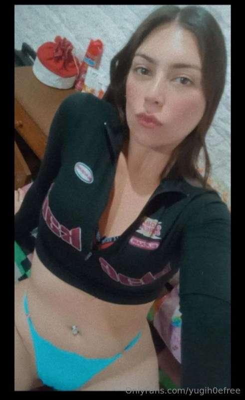 Hello love, my name is Luli, I am a rich little 22-year-old ..