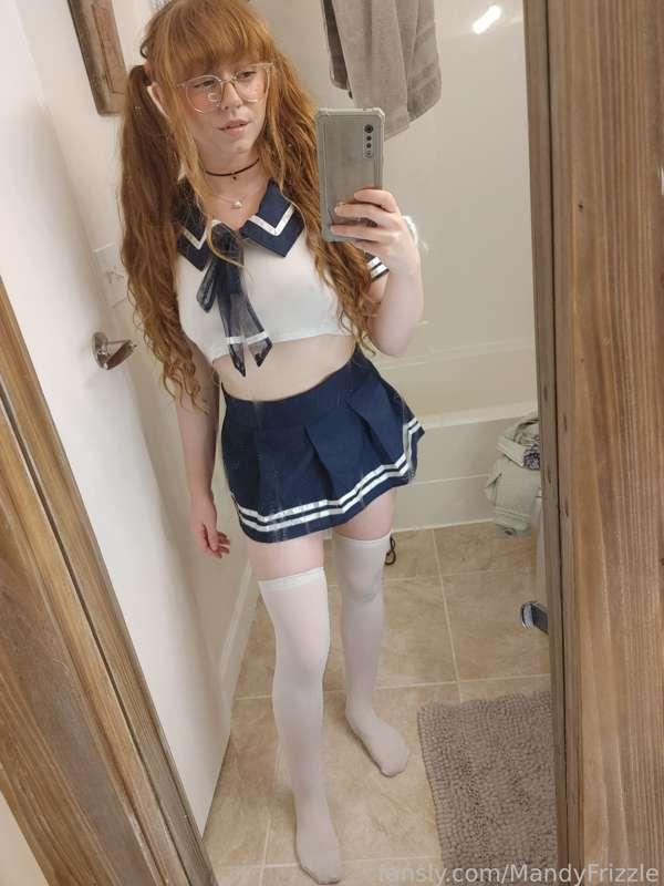 mandyfrizzle image #1