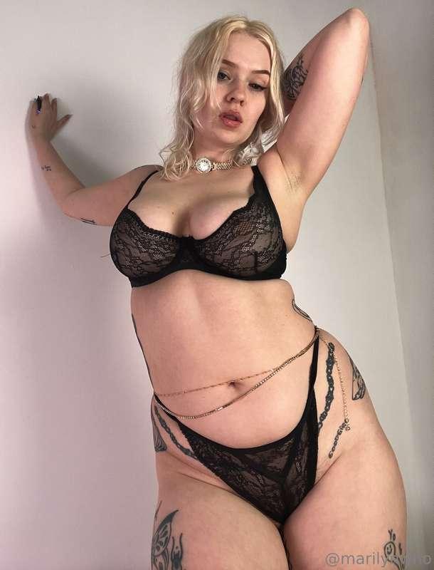 do you like me in black?