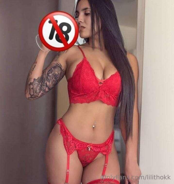 • 𝘽𝙄𝙏𝘾𝙃 𝙊𝙉𝙇𝙄𝙉𝙀 𝙉𝙊𝙒 • 💦 @Yourbrunettebitchx

•50% VC 📲
•SQU1R..