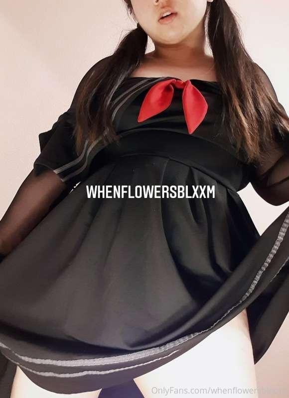 Wanna be my senpai? Come be my cyber crush @whenflowersblxxm..