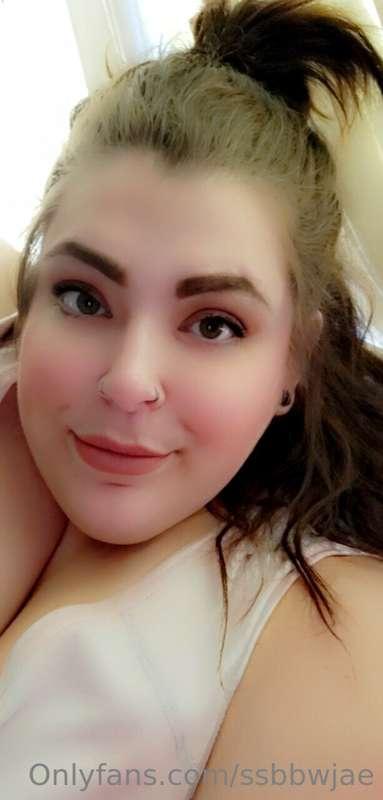 How's everyone's day going?? 

💗 Jae