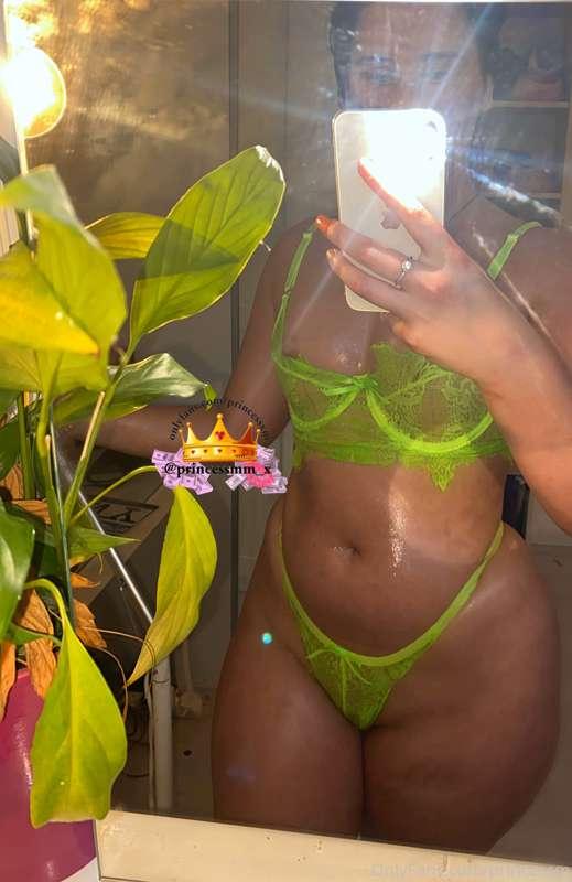 does green look good on me?💚