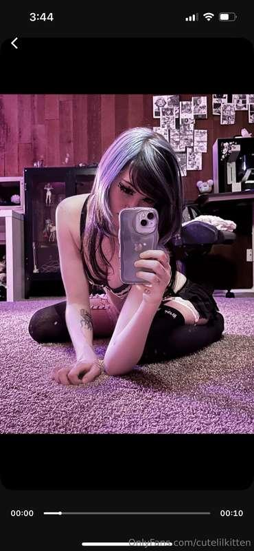 just a sweet lil tease for u today < 3