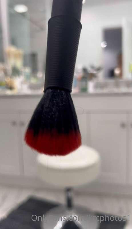 Check your DMs for todays video !