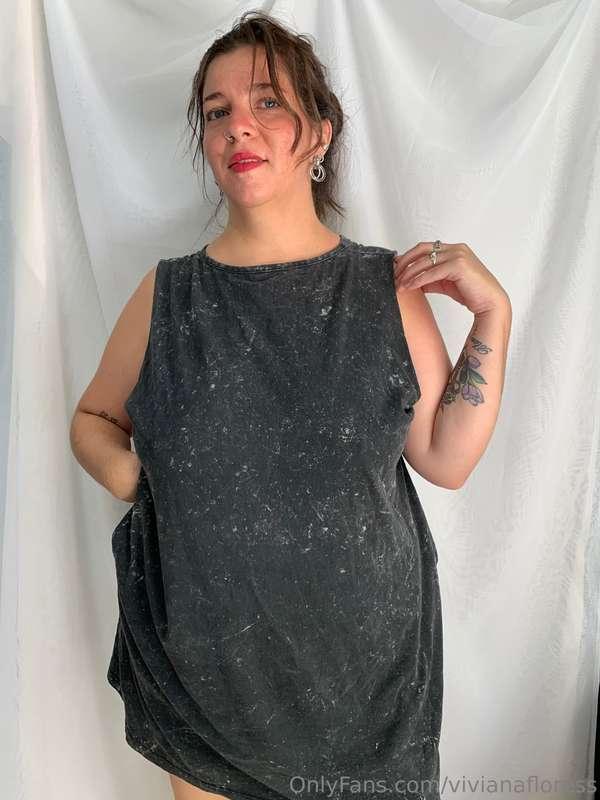 swipe to see my tits <3