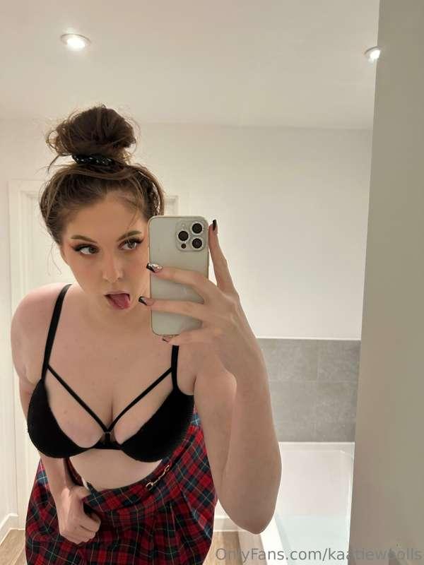tallgirlkatie main image