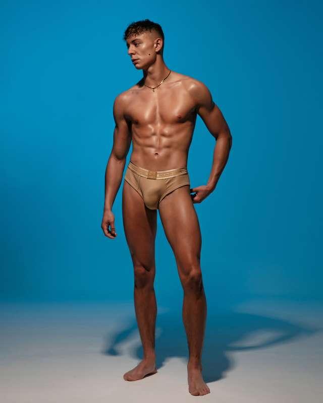 joan_crisol image #17