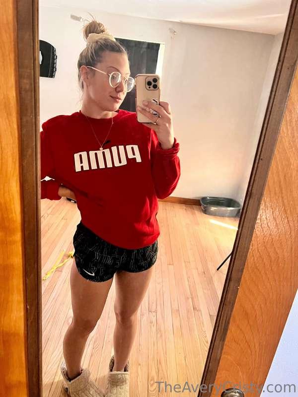 Like this post if you’d cum on my glasses 🤓🤔❤️
