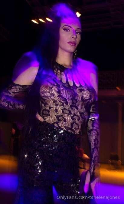 Oops, did I just steal your attention again? 😈