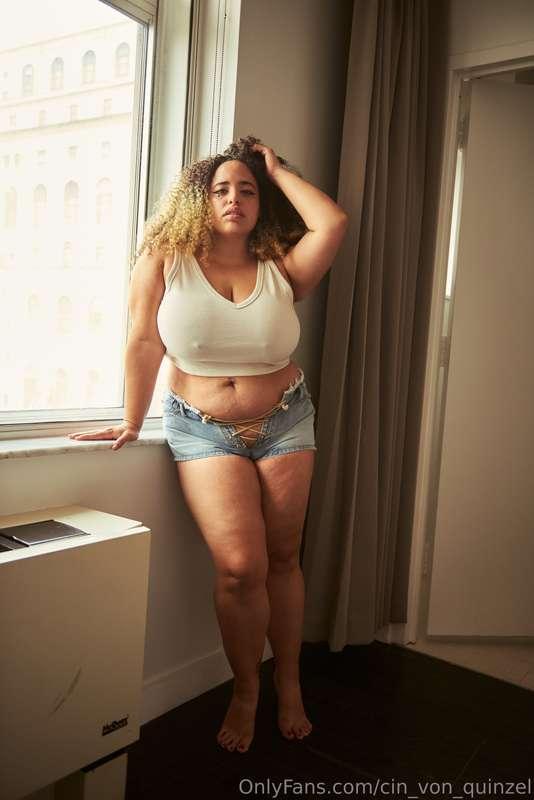 First Look at one of my newest set! I love this casual look ..