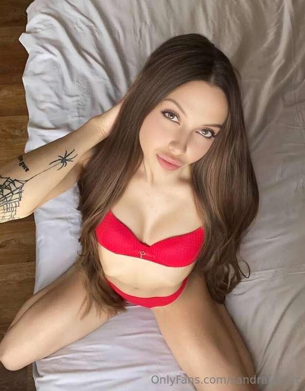 This super cute and playful girl @kitty.polina loves sucking..