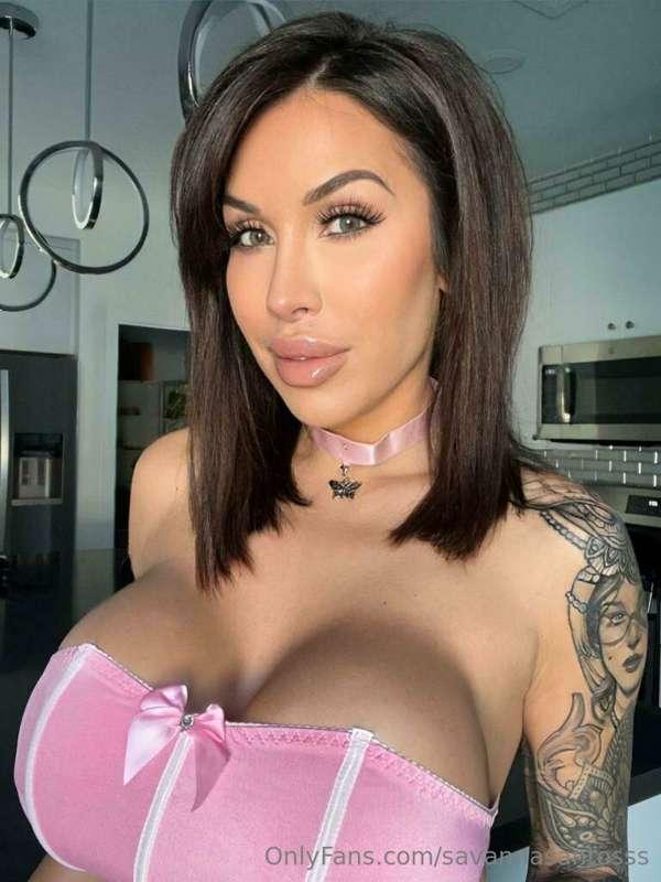 you don't need breakfast when you have these 🍈🍈👅💦