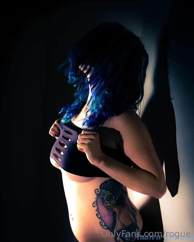 rogue image #0