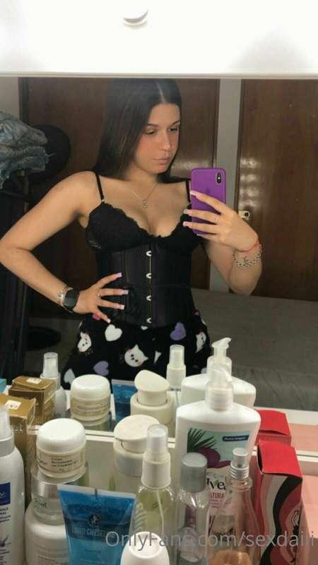 Hello baby, thanks for subscribing to my free account Here b..